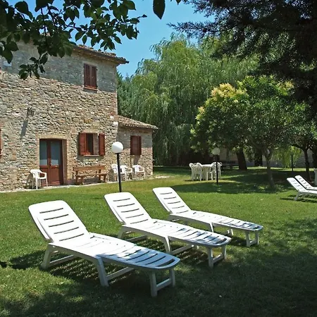 مزرعة للإقامة Agriturismo Nizzi أسيسي