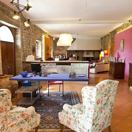 Agriturismo Nizzi Farm stay